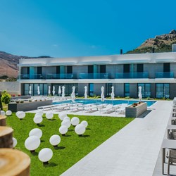 Vila Baleira Village